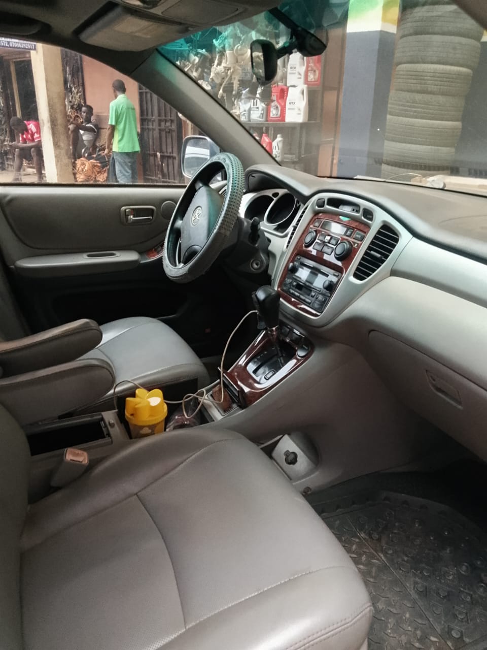 
								Still available Toyota Highlander 2005 3-seaters 5.2m Gudu full									