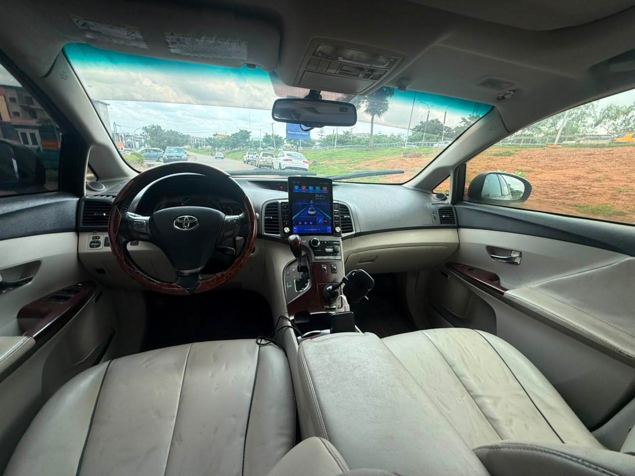 
								NEATLY USED 2010 TOYOTA VENZA V6 KEYLESS ENTRY WITH PROPER DOCUMENTATION UNTAMPERED SYSTEM GOING FOR 11M ABUJA DEAL full									