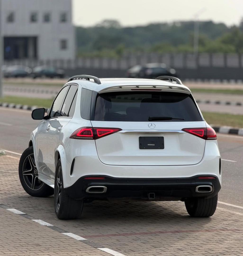 
								Neatly used 2021 GLE350 with full duty paid now selling at  🏷️48.5 Net 📍Abuja Deal📍 full									
