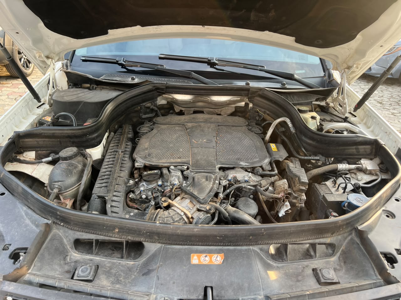 
								Neatly Used 2014 Mercedes-Benz GLK 350 Buy and drive 💰 Price: ₦12.5 Million 📍Location: Abuja full									