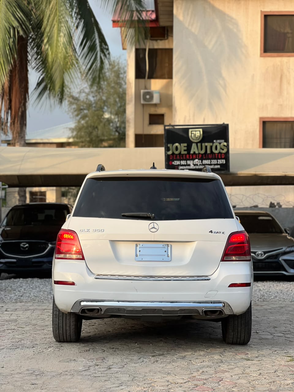 
								Neatly Used 2014 Mercedes-Benz GLK 350 Buy and drive 💰 Price: ₦12.5 Million 📍Location: Abuja full									