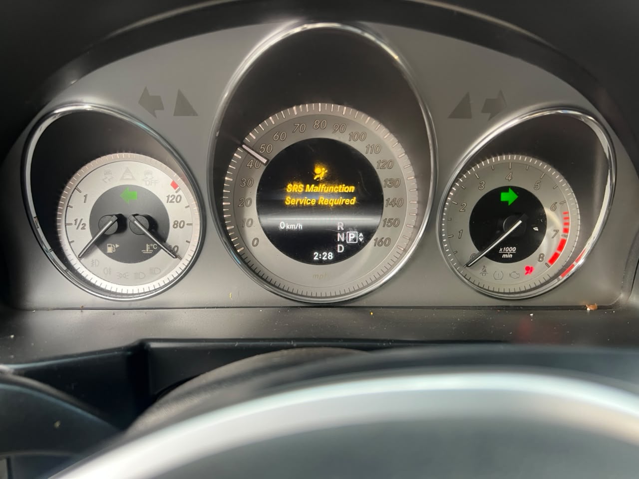 
								Neatly Used 2014 Mercedes-Benz GLK 350 Buy and drive 💰 Price: ₦12.5 Million 📍Location: Abuja full									