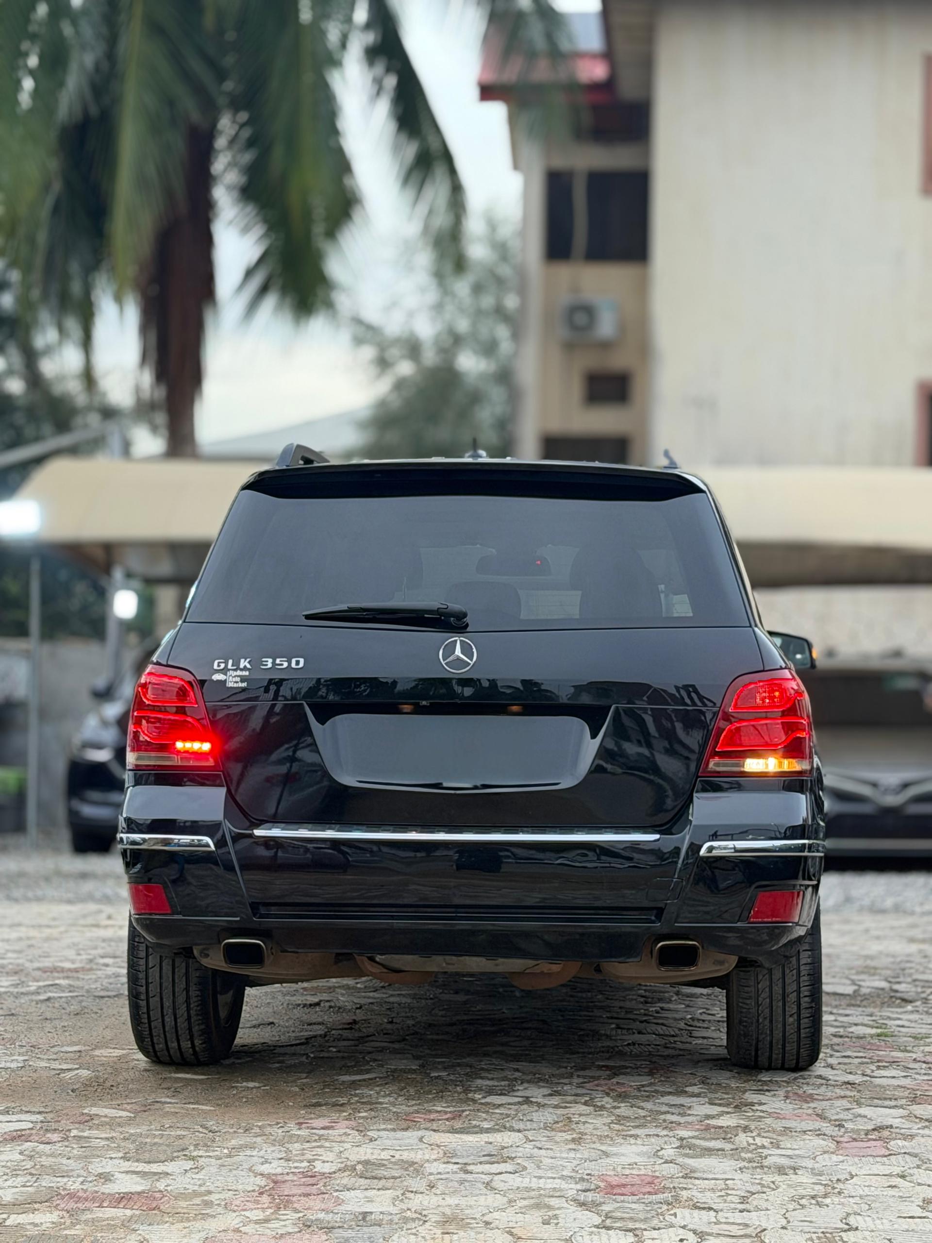 
								BELGIUM GRADE 2011 MERCEDES GLK IN PRISTINE CONDITION  PRICE: 9M full									