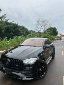 Giveaway Deal‼️‼️‼️ (84k Mileage) Grade A Foreign Used 2021 Mercedes Benz Gle53 (AMG) car is in pristine condition fullest option (360% Cam, Keyless, Full Pano Roof, Power Booth and more) with full paid 2026 entry duty going for just 135M slightly negotiable with me (Moveable) Lugbe Abuja📍 ZERO CHAIN DEAL