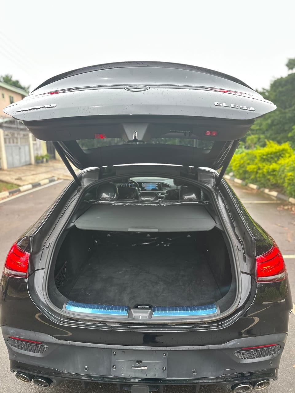 
								Giveaway Deal‼️‼️‼️ (84k Mileage) Grade A Foreign Used 2021 Mercedes Benz Gle53 (AMG) car is in pristine condition fullest option (360% Cam, Keyless, Full Pano Roof, Power Booth and more) with full paid 2026 entry duty going for just 135M slightly negotiable with me (Moveable) Lugbe Abuja📍 ZERO CHAIN DEAL full									