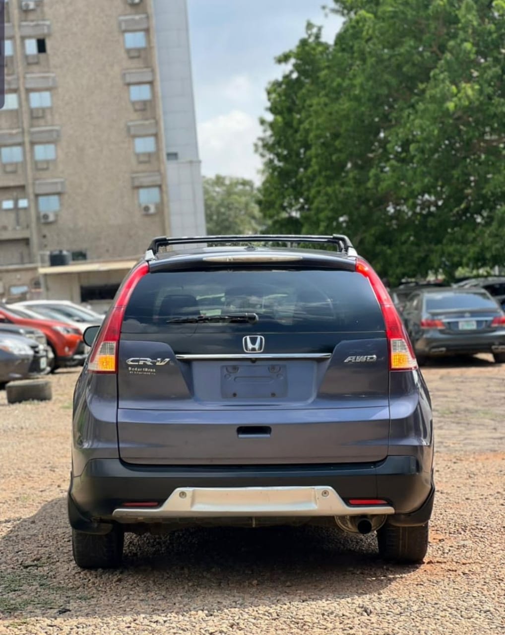 
								Giveaway Deal‼️‼️‼️ Carefully Used (Nothing To Fix) Honda CRV 2012 untempered engine and gear and AC chilling (Sunroof) going for 7.7m Net with sambo with me (Moveable) Lugbe Abuja📍 ZERO CHAIN DEAL full									