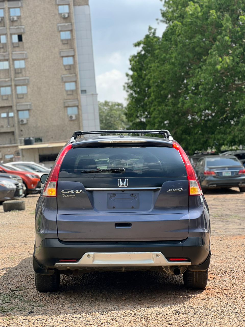 
								Giveaway Deal‼️‼️‼️ Carefully Used (Nothing To Fix) Honda CRV 2012 untempered engine and gear and AC chilling (Sunroof) going for 7.7m Net with sambo with me (Moveable) Lugbe Abuja📍 ZERO CHAIN DEAL full									