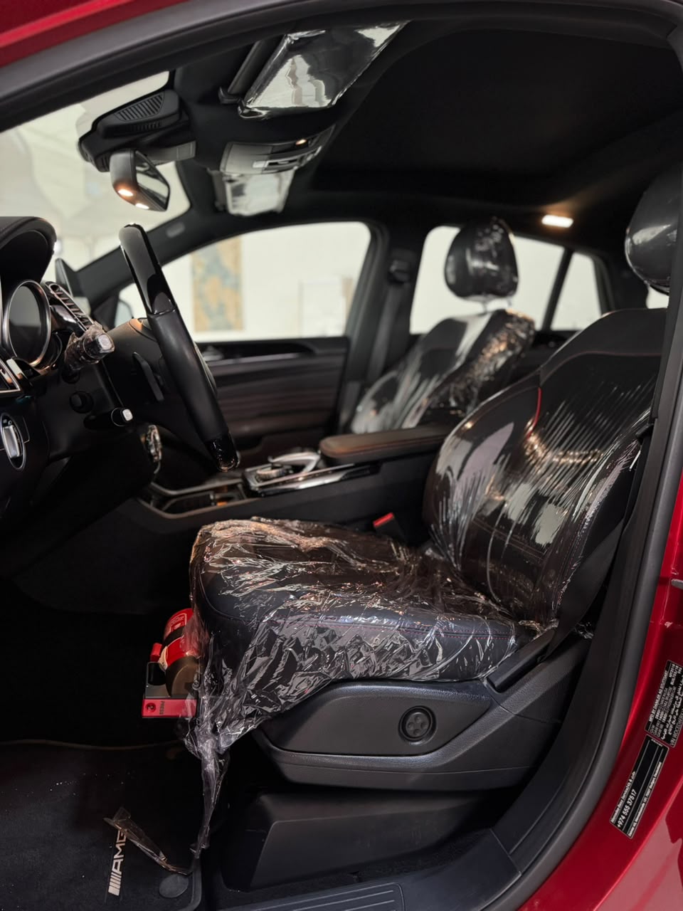 
								Foreign used 2019 GLE 43   Accident free Clean title  Original custom duty  Going for 80m  Abuja deal full									