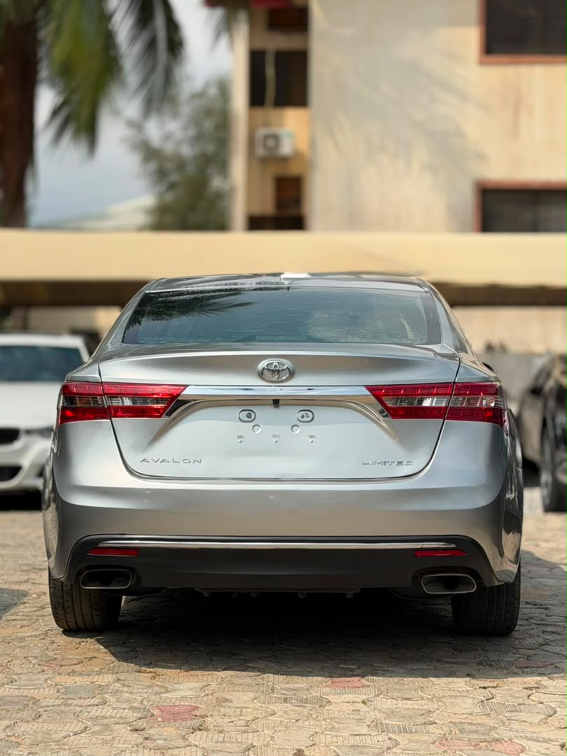 
								QUICK SALE!!!  CLEAN FOREIGN USED 2016 ON BELT 2016 TOYOTA AVALON LIMITED EDITION, 2026 DUTY PRICE: 17.5M full									