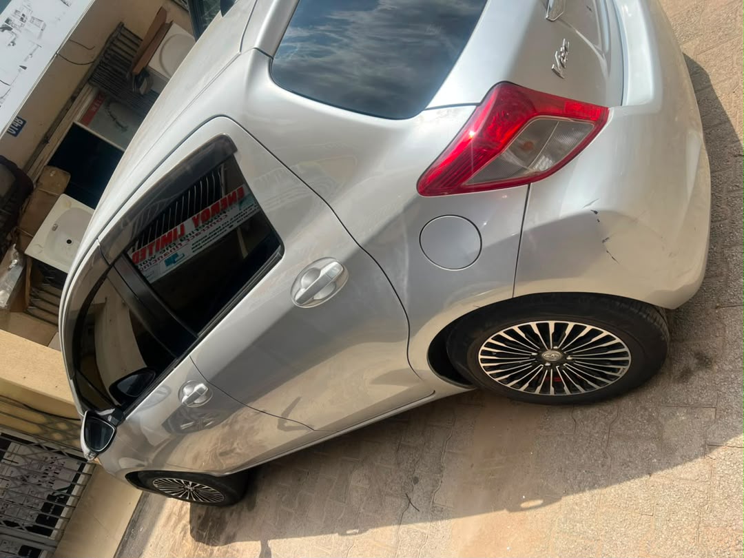 
								Used from Brand new ‼️ 2016 Yaris Everything working perfectly  Absolutely clean  8.5m full									
