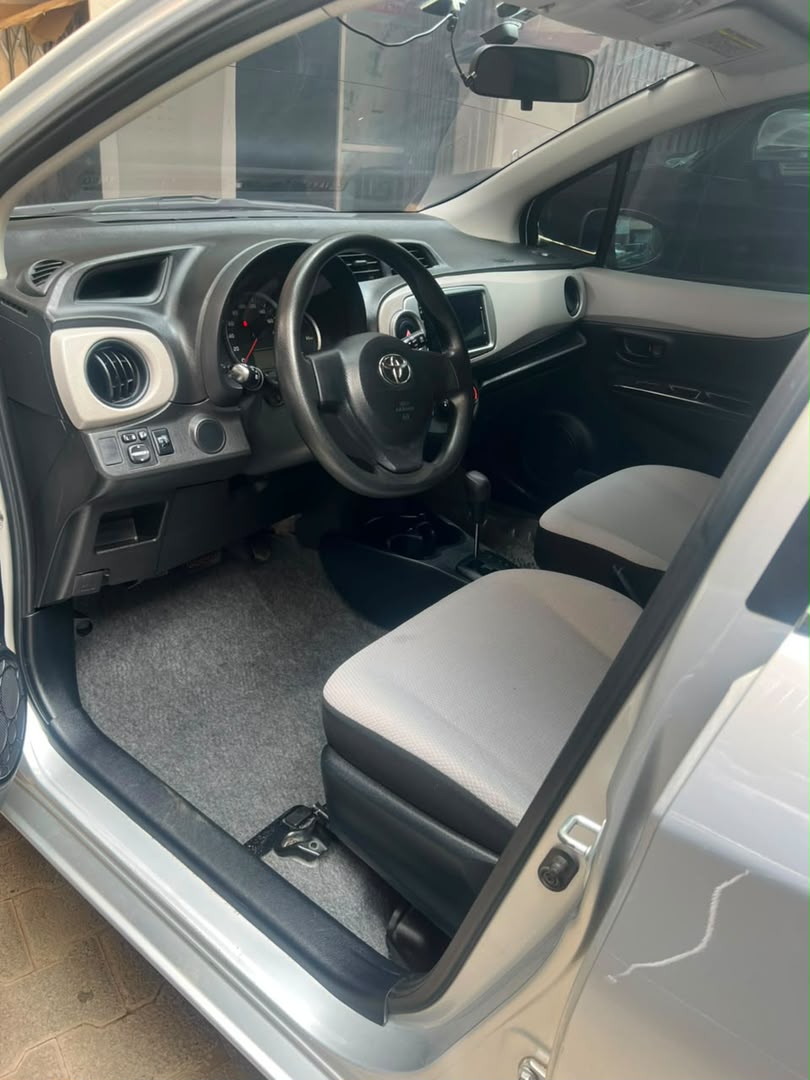 
								Used from Brand new ‼️ 2016 Yaris Everything working perfectly  Absolutely clean  8.5m full									