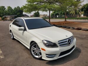 Direct Belgium 🇧🇪 ‼️ 2012 C250 Accident free 11m