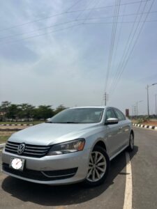 Good Deal‼️‼️‼️ Grade A (Carefully Used) 2013 Volkswagen Passat (Se) car is in pristine condition(Nothing To Fix) Sunroof with original duty going for just 7m Net with me Lugbe Abuja📍 ZERO CHAIN DEAL