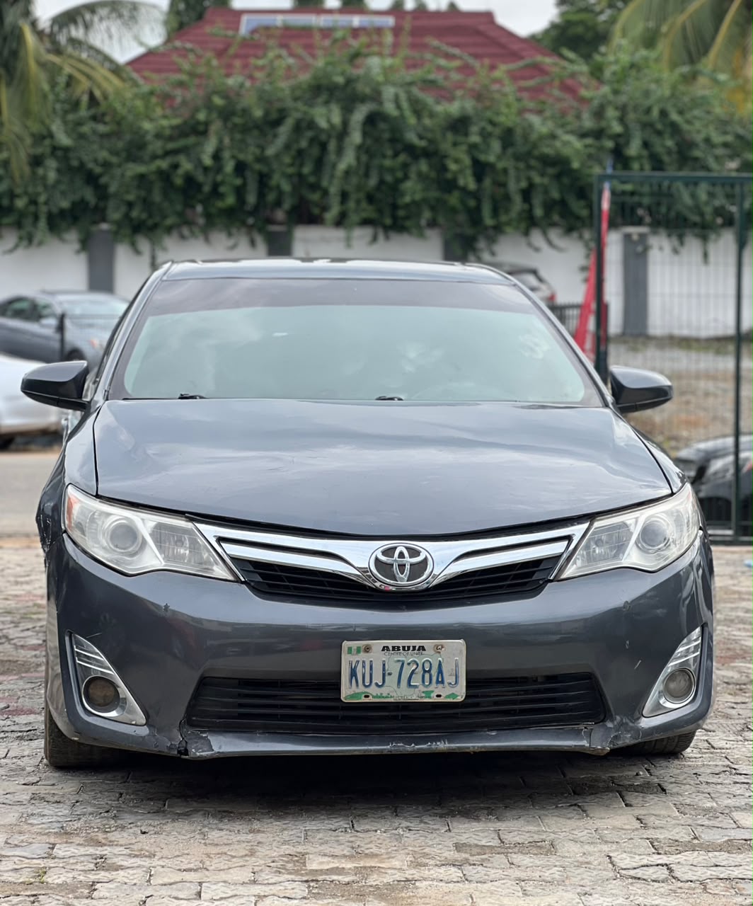 
								2012 Toyota Camry – ₦8.5M  Nigerian used  Buy and drive. 📍Abuja 💰₦8.5 Million full									