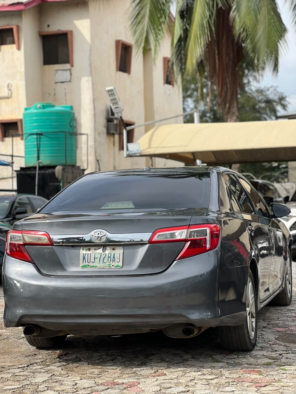 
								2012 Toyota Camry – ₦8.5M  Nigerian used  Buy and drive. 📍Abuja 💰₦8.5 Million full									
