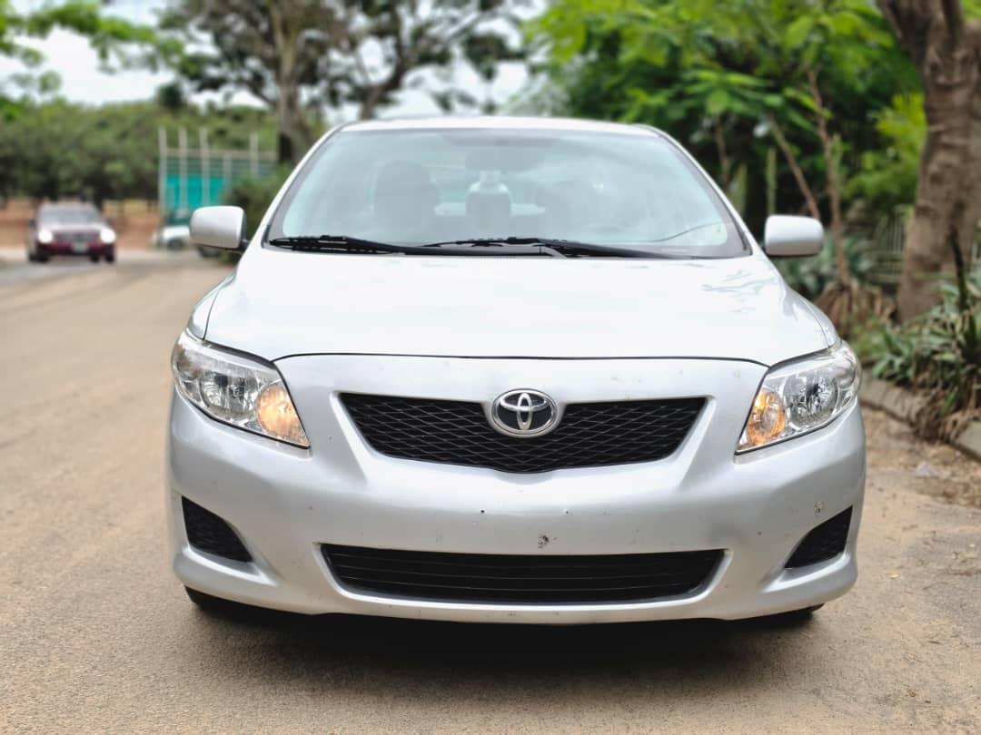 
								Extremely clean First body foreign used 2009 Toyota corolla LE with July duty going for just 10.8m abujadeal full									