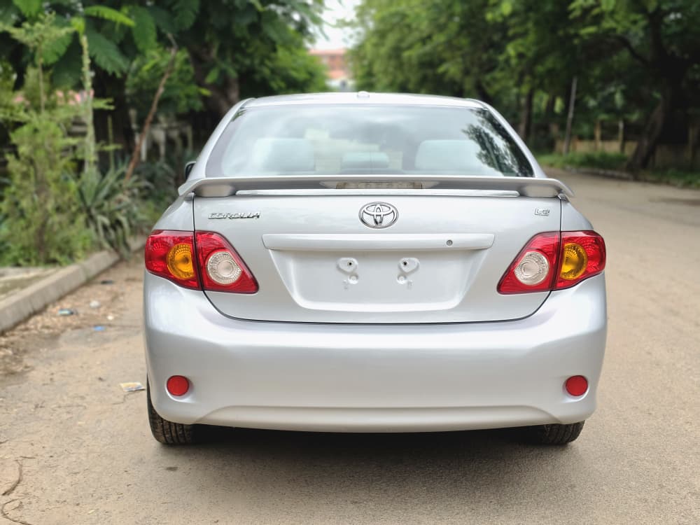 
								Extremely clean First body foreign used 2009 Toyota corolla LE with July duty going for just 10.8m abujadeal full									