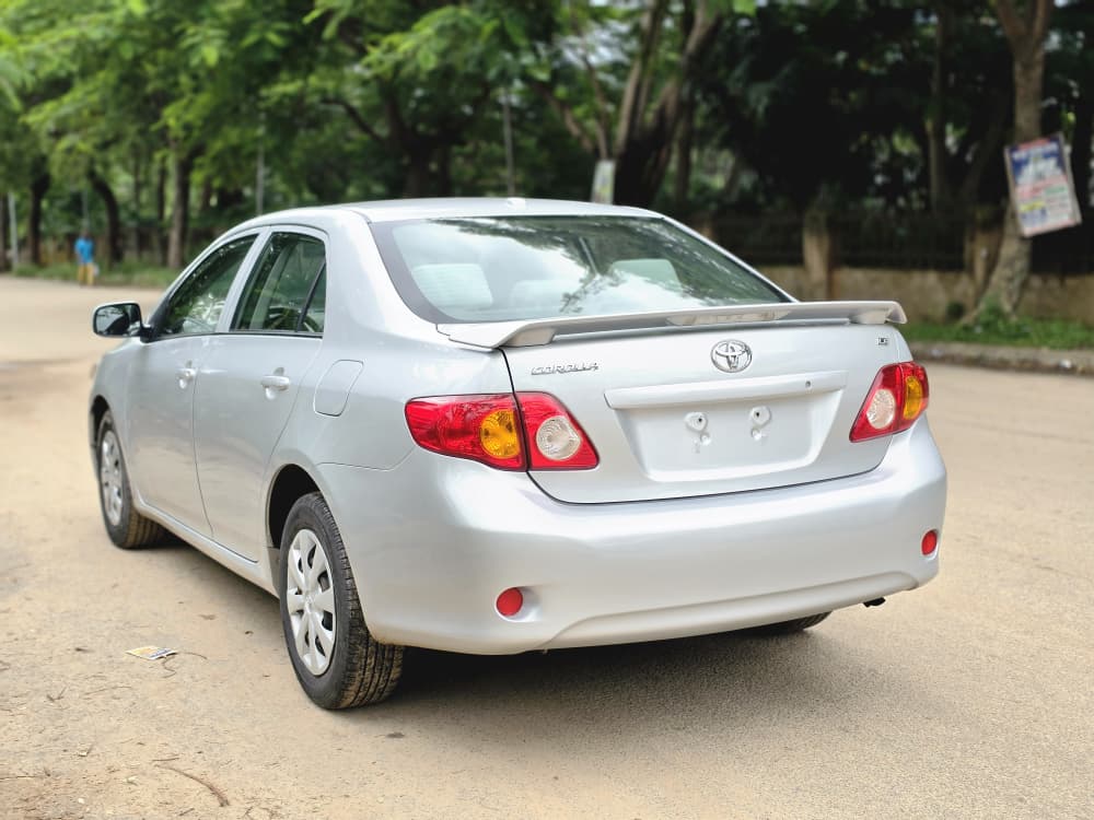 
								Extremely clean First body foreign used 2009 Toyota corolla LE with July duty going for just 10.8m abujadeal full									