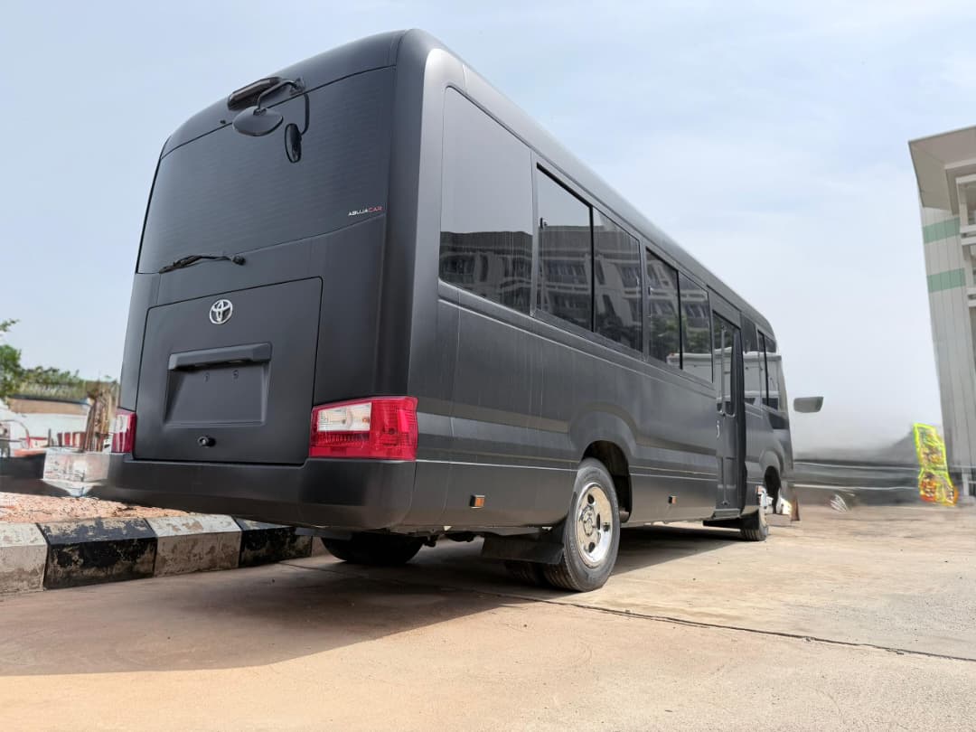 
								Brand New 2025 Coaster Bus VVIP BULLETPROOF. PRIVATE JET SITTING ARRANGEMENTS. Diesel Engine. 850m  📍Pkrice 750m Abuja deal full									