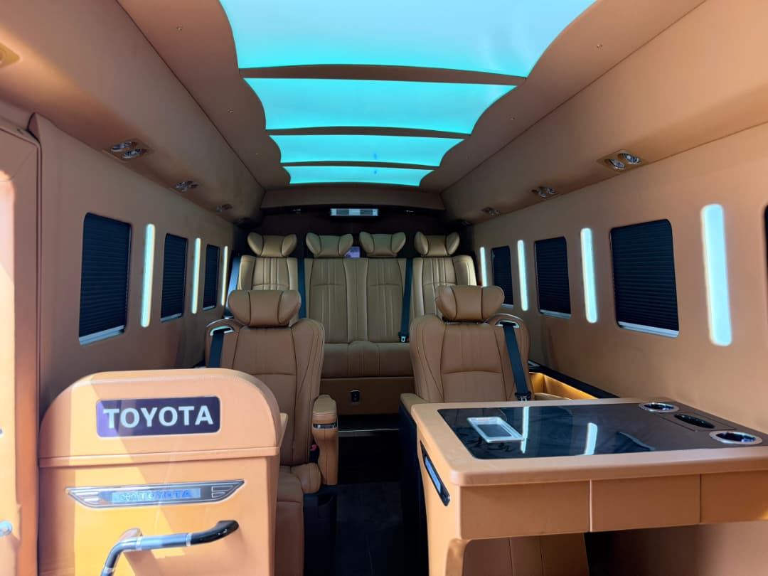 
								Brand New 2025 Coaster Bus VVIP BULLETPROOF. PRIVATE JET SITTING ARRANGEMENTS. Diesel Engine. 850m  📍Pkrice 750m Abuja deal full									