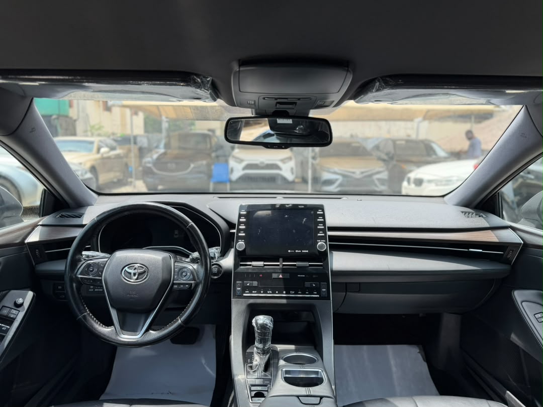 
								CLEAN FOREIGN USED 2019 TOYOTA AVALON IN PRISTINE CONDITION  PRICE: 36M full									