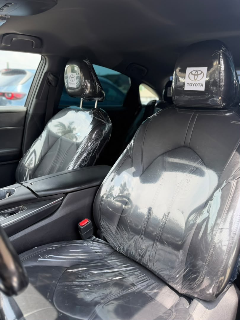 
								CLEAN FOREIGN USED 2019 TOYOTA AVALON IN PRISTINE CONDITION  PRICE: 36M full									
