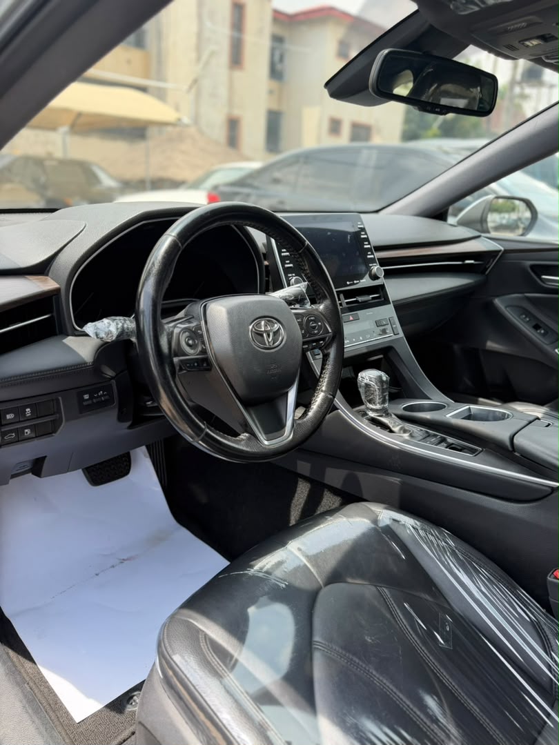 
								CLEAN FOREIGN USED 2019 TOYOTA AVALON IN PRISTINE CONDITION  PRICE: 36M full									