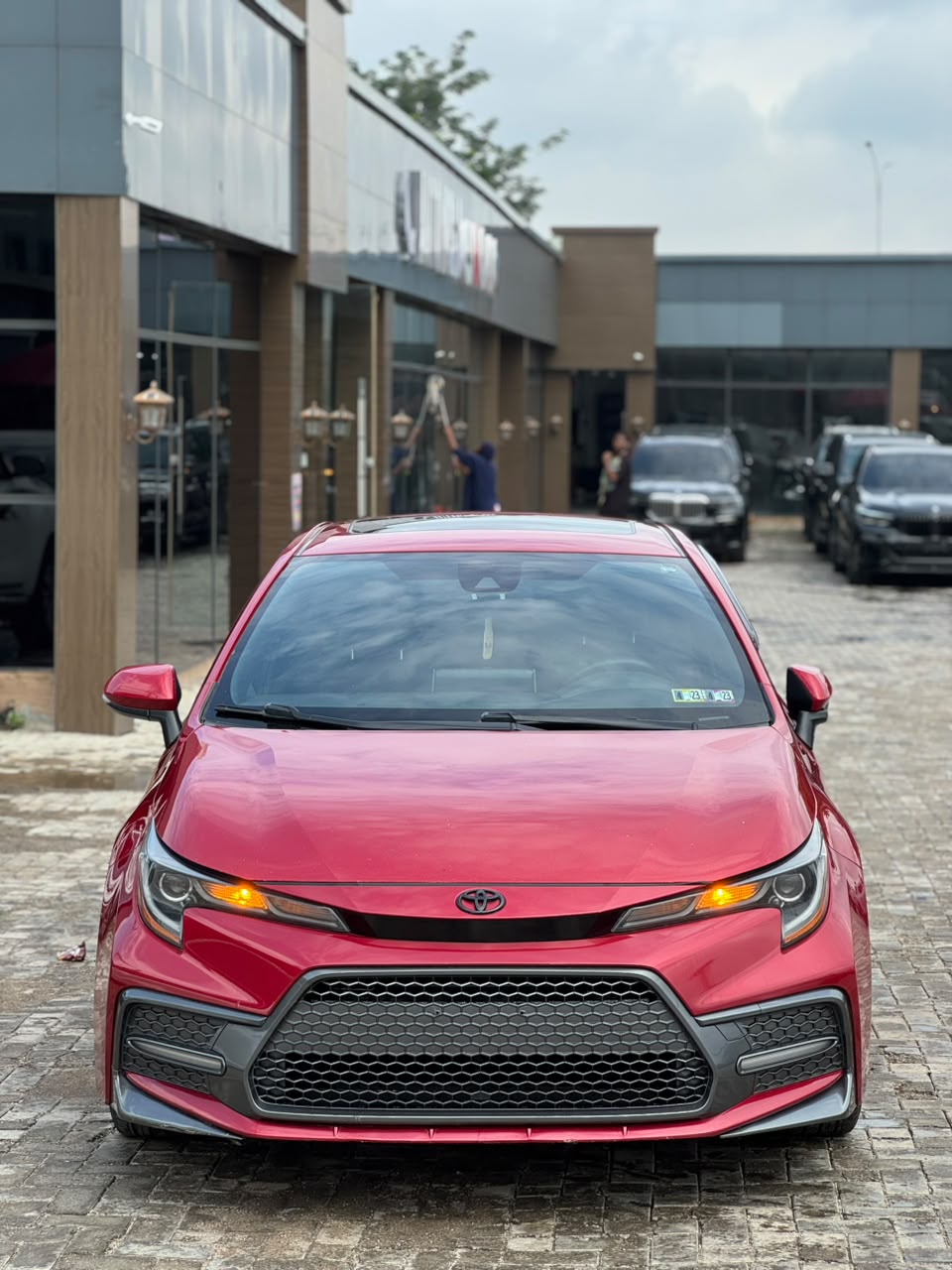 
								Foreign used 2019 Toyota Corolla SE  Low mileage  Clean interior  Going for 21m  Fullest option  Thumb start  Sun roof Abuja deal full									