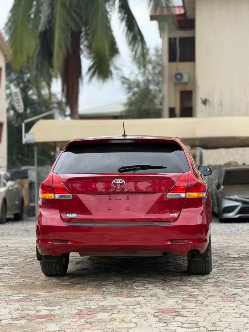 
								CLEAN FOREIGN USED 2010 TOYOTA VENZA  PRICE: 18M full									