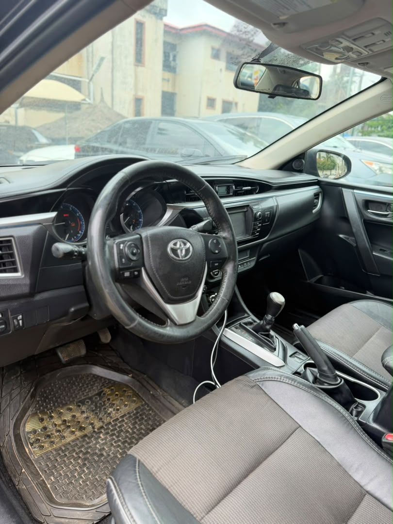 
								BELGIUM GRADE 2016 TOYOTA COROLLA SPORT IN PRISTINE CONDITION  PRICE: 10.5M NET full									