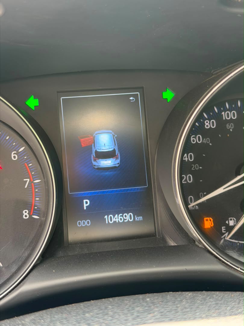 
								SUPER DISTRESS SALES FOREIGN USED 2018 TOYOTA CH-R   ORIGINAL DUTY 📃  PRICE: 16M💰  ABUJA DEAL📍  NATIONWIDE DELIVERY full									