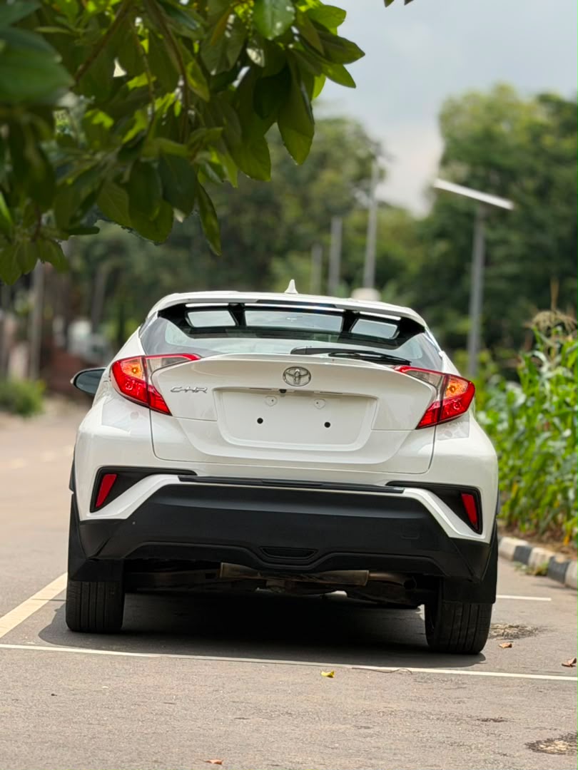 
								SUPER DISTRESS SALES FOREIGN USED 2018 TOYOTA CH-R   ORIGINAL DUTY 📃  PRICE: 16M💰  ABUJA DEAL📍  NATIONWIDE DELIVERY full									