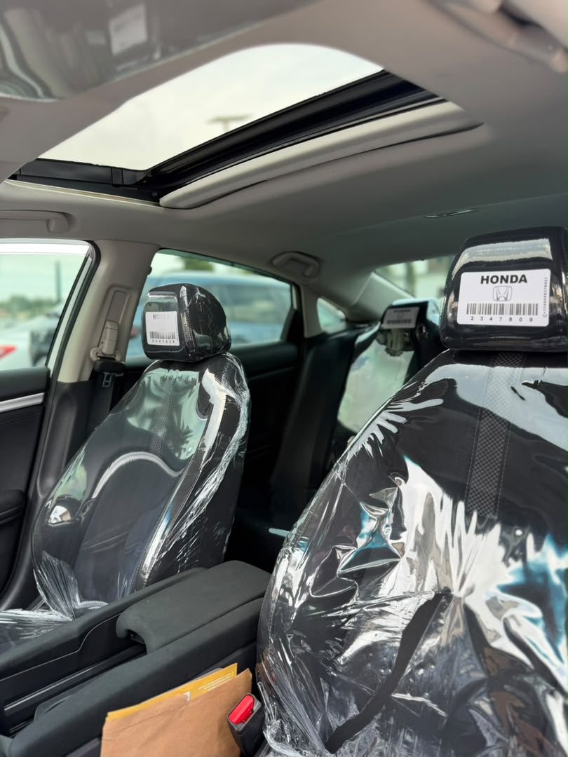
								CLEAN FOREIGN USED 2020 HONDA CIVIC EXL IN PRISTINE CONDITION  PRICE: 17.5M NET full									