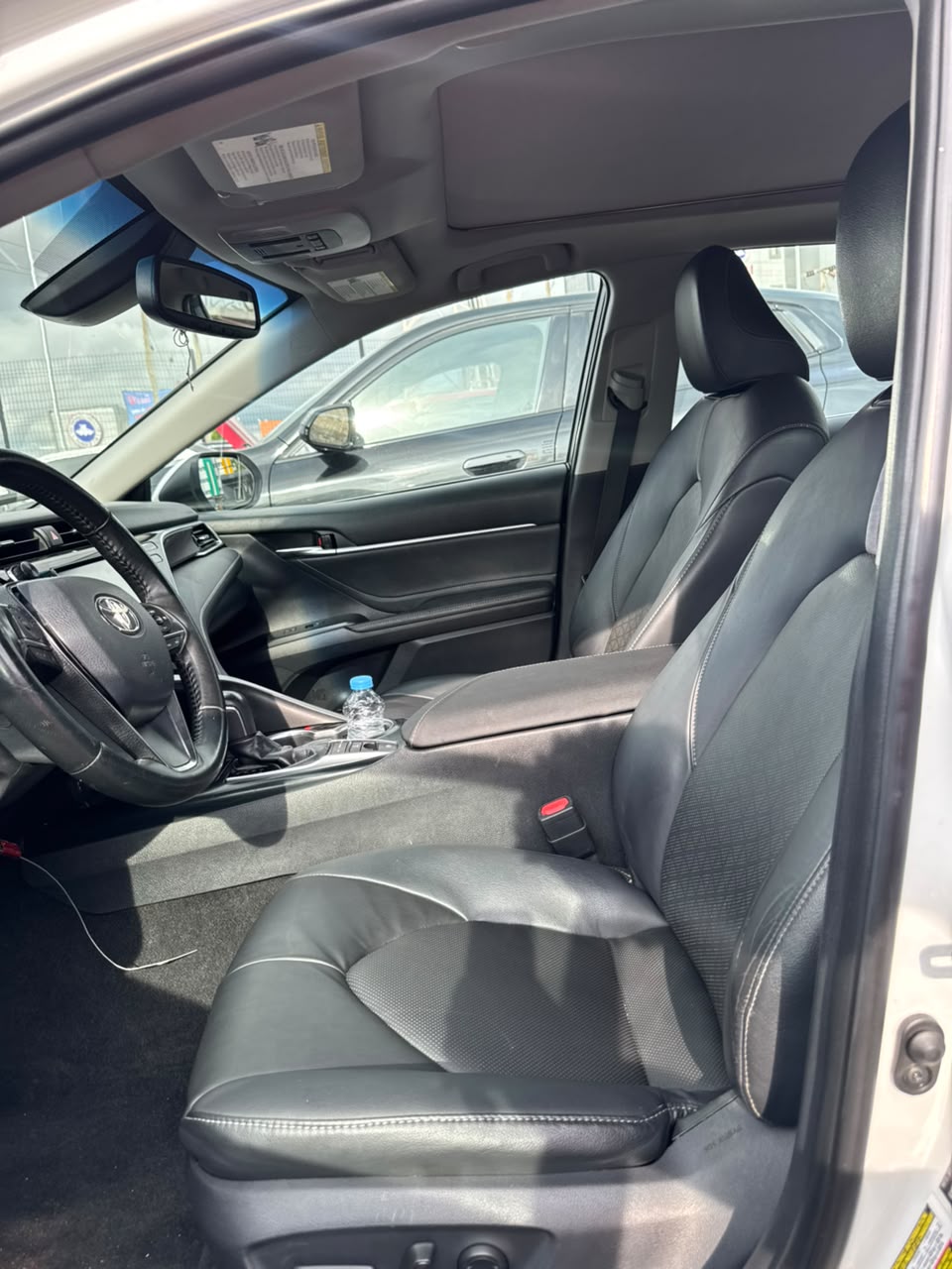 
								Distress Distress Distress 🔥🔥🔥🔥🔥‼️‼️‼️‼️Foreign used 2018 Toyota Camry XSE   Original custom duty  Fullest option  Thumb start Low mileage  Clean interior Going for 27m  Abuja deal full									