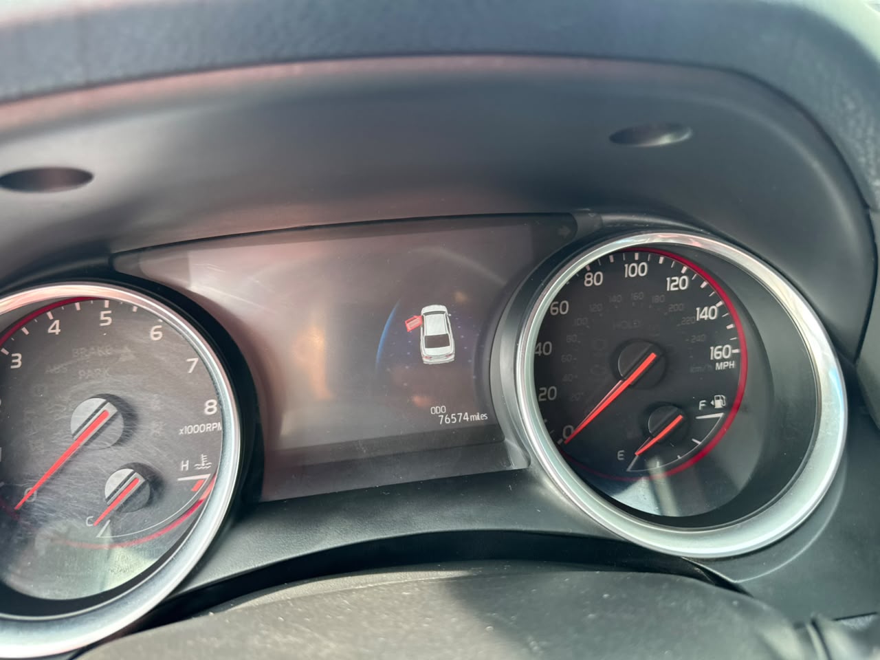 
								Distress Distress Distress 🔥🔥🔥🔥🔥‼️‼️‼️‼️Foreign used 2018 Toyota Camry XSE   Original custom duty  Fullest option  Thumb start Low mileage  Clean interior Going for 27m  Abuja deal full									