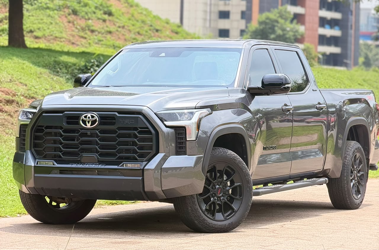 
								Power. Luxury. Reliability.  Looking for a pickup that stands out?   This foreign-used 2024 Toyota Tundra delivers bold styling, exceptional performance, and premium comfort   PRICE; 130M OnLy💰   Whether for business, family, or executive use, the 2024 Tundra is built to perform and designed to impress  AbuJa LoKaTioN📍 full									
