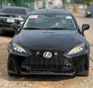 2008 IS250 upgraded to 2020. Direct Belgium 🇧🇪  Buy and drive. 📍Abuja 💰12.5M