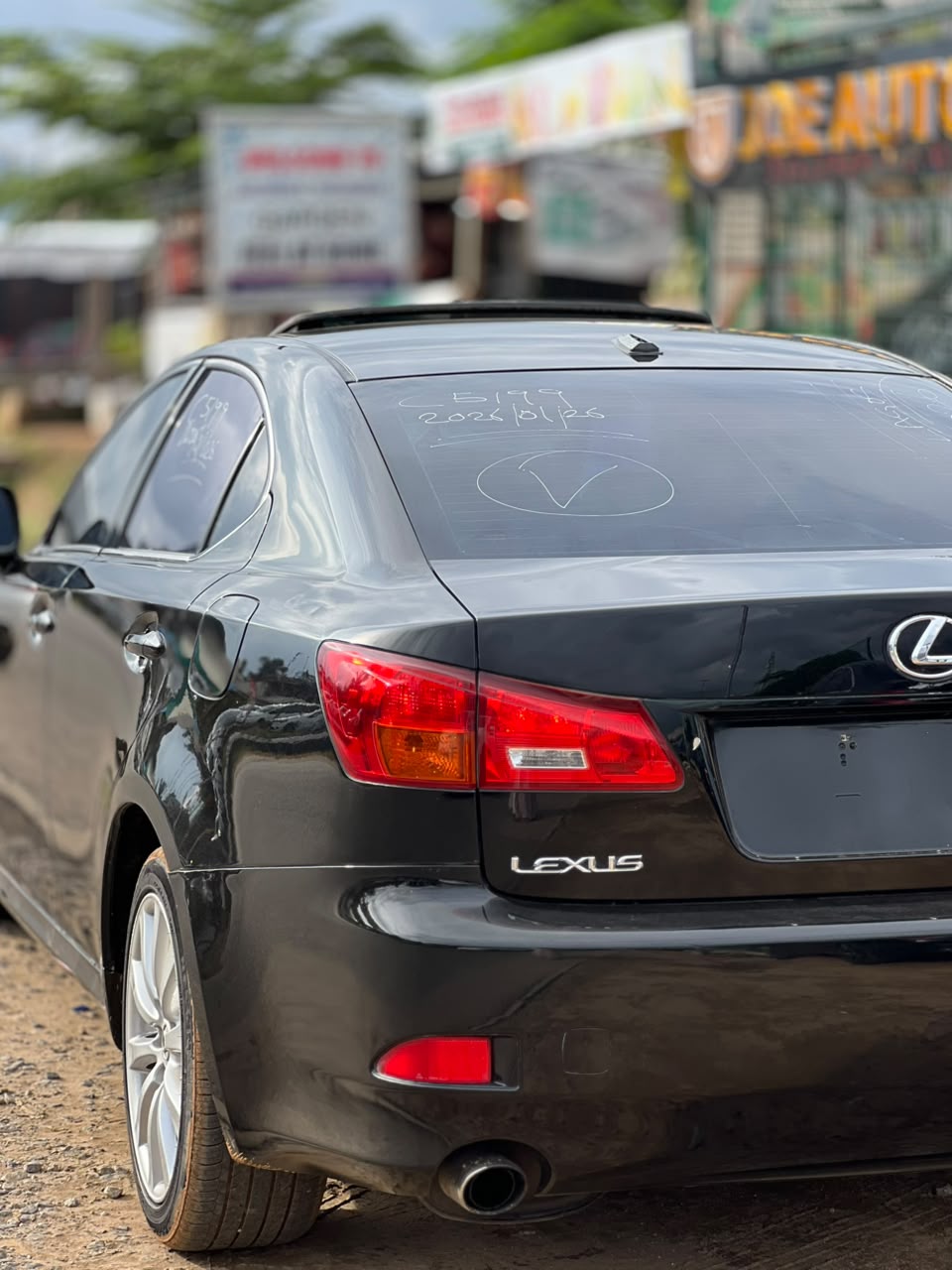 
								2008 IS250 upgraded to 2020. Direct Belgium 🇧🇪  Buy and drive. 📍Abuja 💰12.5M full									