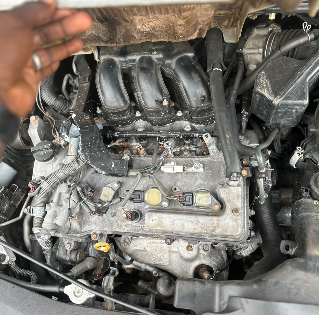 
								Giveaway Deal‼️‼️‼️ Carefully Used V6 2011/12 Toyota Venza (AWD) car is in pristine condition (Reverse Cam, Keyless, Power Boot, Android Screen & More) with duty going for just 12.2m with our sambo with me Lugbe Abuja📍 ZERO CHAIN DEAL full									