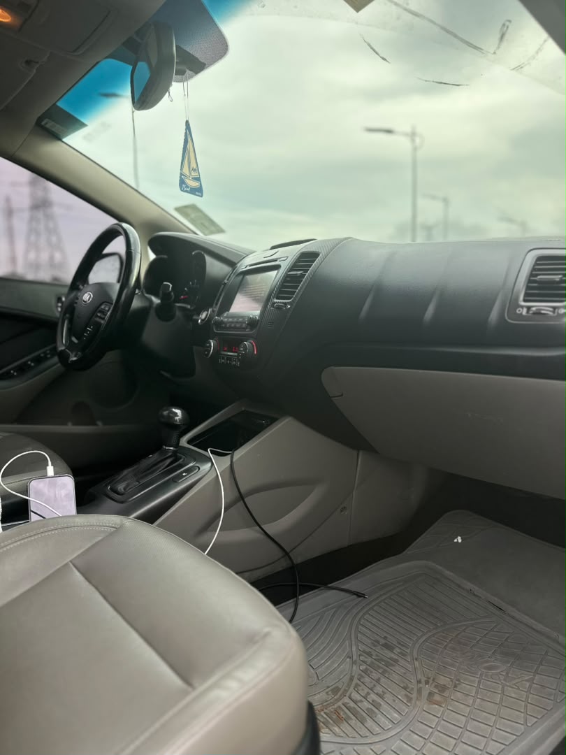 
								Giveaway Deal‼️‼️‼️ Grade A Foreign Used 2014/15 Kia Forte car is in pristine condition (Keyless) with 2026 Entry duty going for just 13.6m Net with me Lugbe Abuja📍 ZERO CHAIN DEAL full									
