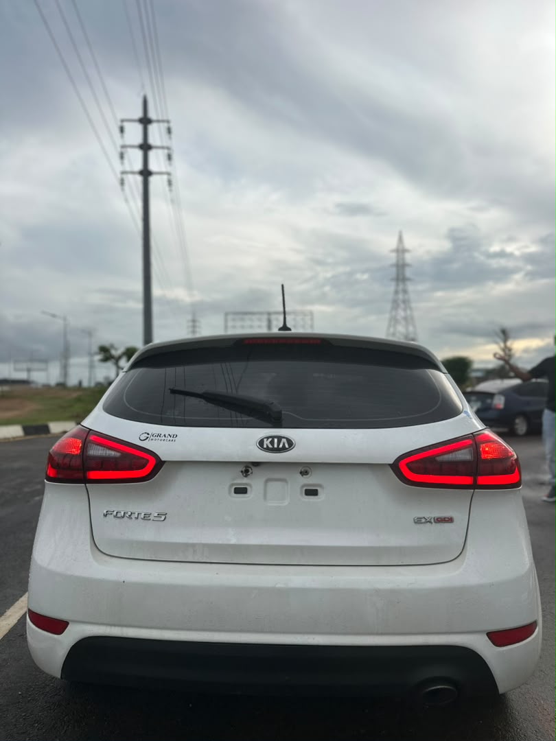 
								Giveaway Deal‼️‼️‼️ Grade A Foreign Used 2014/15 Kia Forte car is in pristine condition (Keyless) with 2026 Entry duty going for just 13.6m Net with me Lugbe Abuja📍 ZERO CHAIN DEAL full									