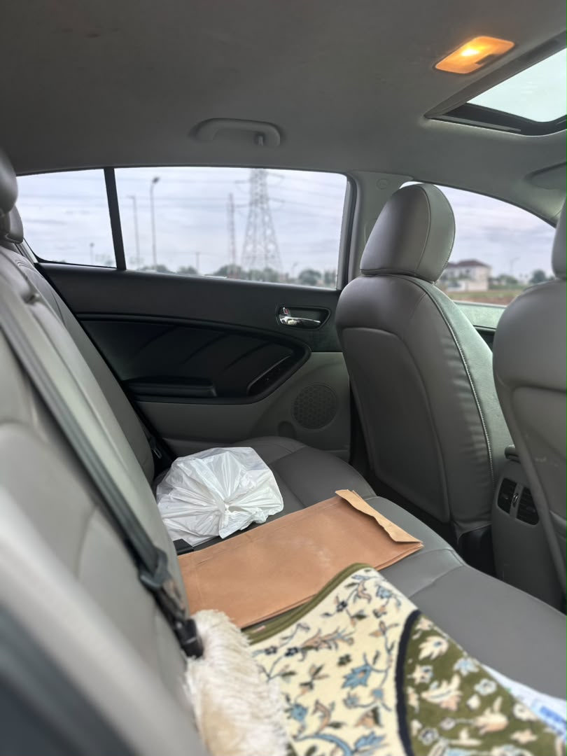 
								Giveaway Deal‼️‼️‼️ Grade A Foreign Used 2014/15 Kia Forte car is in pristine condition (Keyless) with 2026 Entry duty going for just 13.6m Net with me Lugbe Abuja📍 ZERO CHAIN DEAL full									