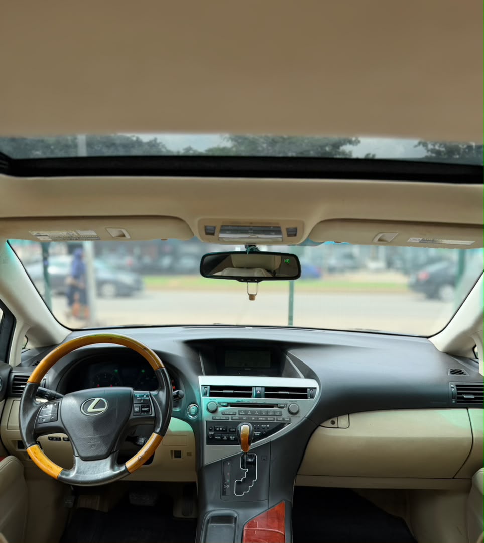 
								DEAL‼️ NEATLY USED 2010 MODEL RX 350  ORIGINAL DUTY  UNTAMPERED ENGINE AND GEAR 💰N13,500,000 ABUJA full									