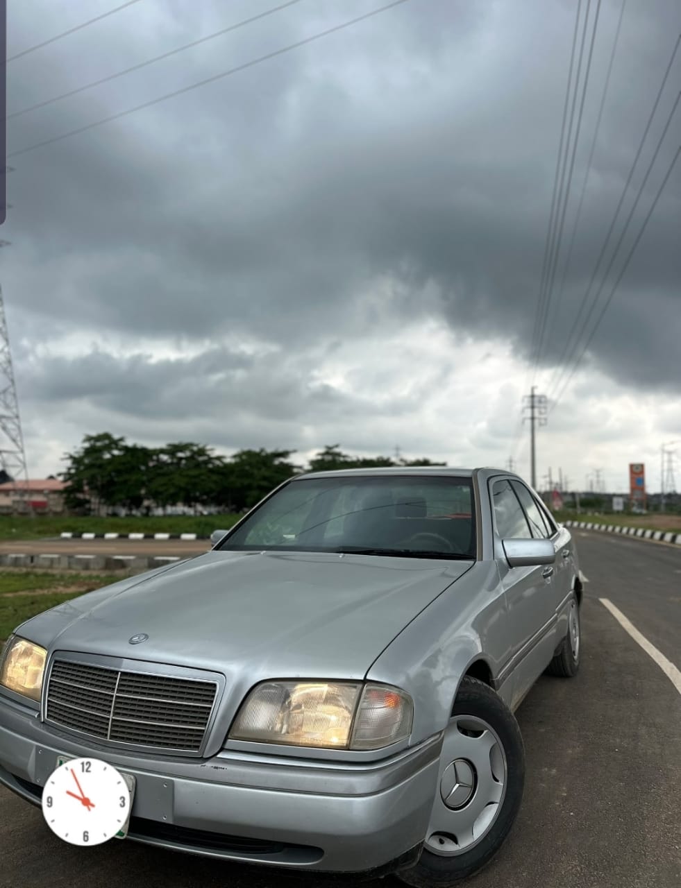
								Giveaway Deal‼️‼️‼️ Carefully Used Mbenz C180 car is in pristine  condition (Nothing To Fix)  (Sunroof) with proper documentation with me owners house Lugbe Abuja📍 ZERO CHAIN DEAL full									