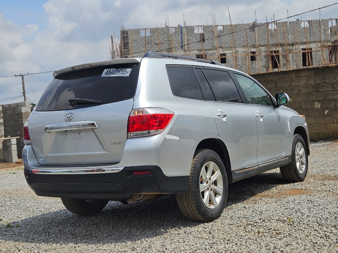 
								Distress Alert ⚠️  Foreign used Toyota Highlander 2012 with New and Untouched Components  Pano sunroof  Boot Power Tumb  👉16.8m buyer settle 400k Location Abacha road Nyanya Abuja deal full									