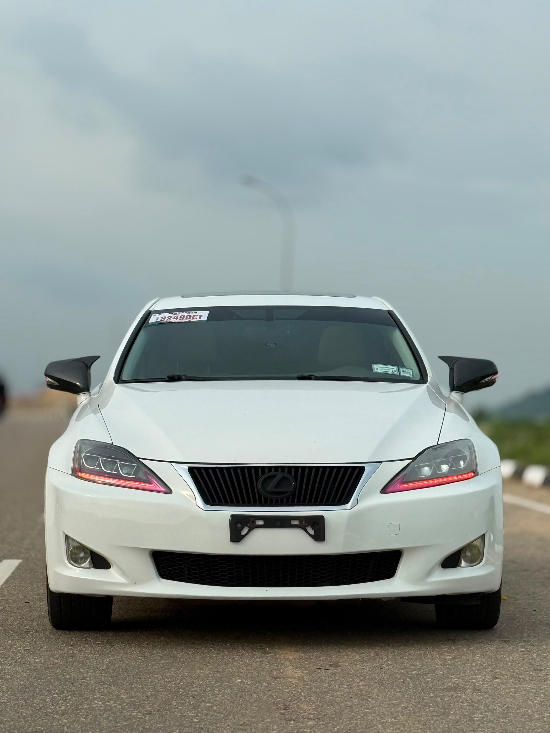 
								FOREIGN USED 🇺🇸 2010 LEXUS IS 250 WITH KEYLESS ENTRY SUNROOF REVERSE CANERA AND VALID DUTY GOING FOR 12.5MILLION NAIRA ONLY full									