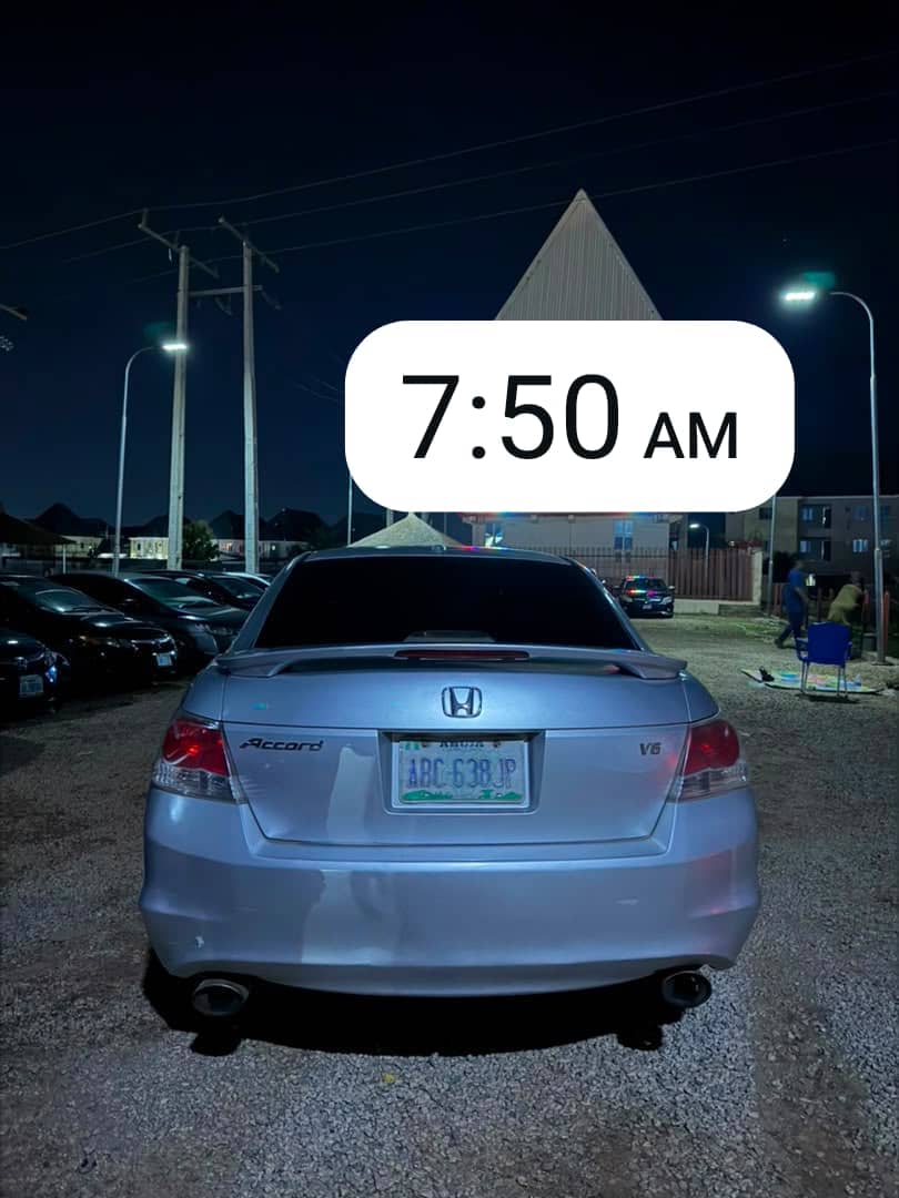 
								Sharp distress sale 2009 Honda accord nothing to fix V6 price @3.5m. Location:a Gwarinpa, Abuja! full									