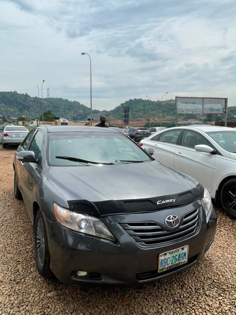 
								Distress clean 9ja used🔥 2008 TOYOTA CAMRY muzle with untempered SYSTEM   duty 💯 Engine and gearbox 💯but ac needs small attention  Price:5.7m Location Gwarinpa Abuja full									