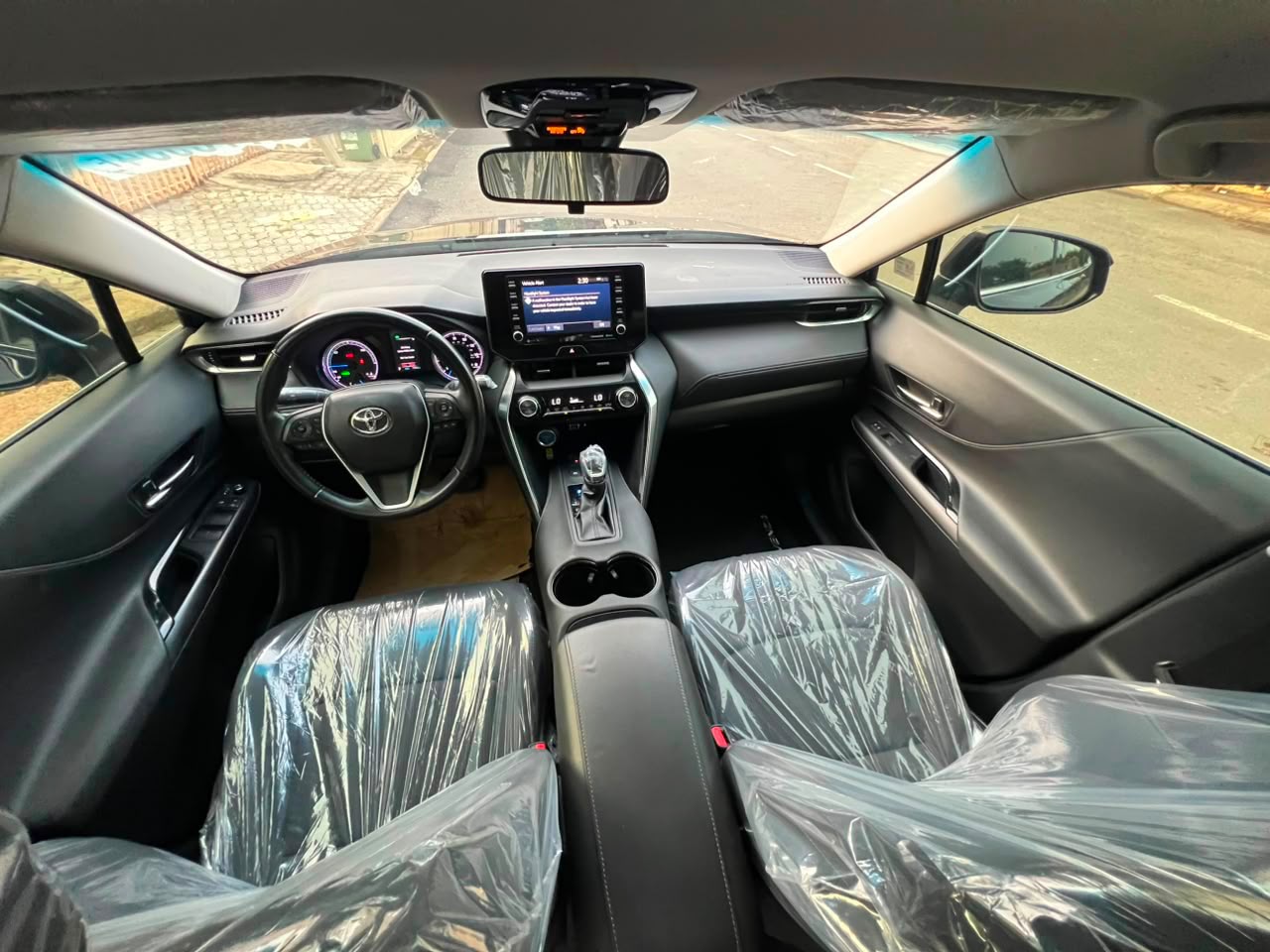
								SUPER CLEAN FOREIGN USED 2021 TOYOTA VENZA HYBRID   ORIGINAL DUTY 📃  PRICE: 60M  💰  ABUJA DEAL📍  NATIONWIDE DELIVERY 🚚 full									