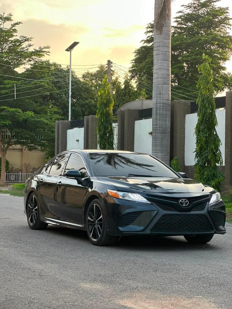 
								Foreign Used Toyota Camry 2019 XSE Untampered Engine AC Chilling Standard with 2026 duty   25M NET ABUJA DEAL full									